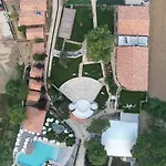 度假村 Flumen Park